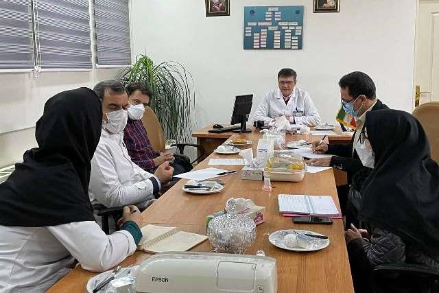 بررسی و پیگیری برنامه‌ها ی اجراشده در جلسه رئیس بیمارستان شریعتی با مدیر و معاونان این بیمارستان  